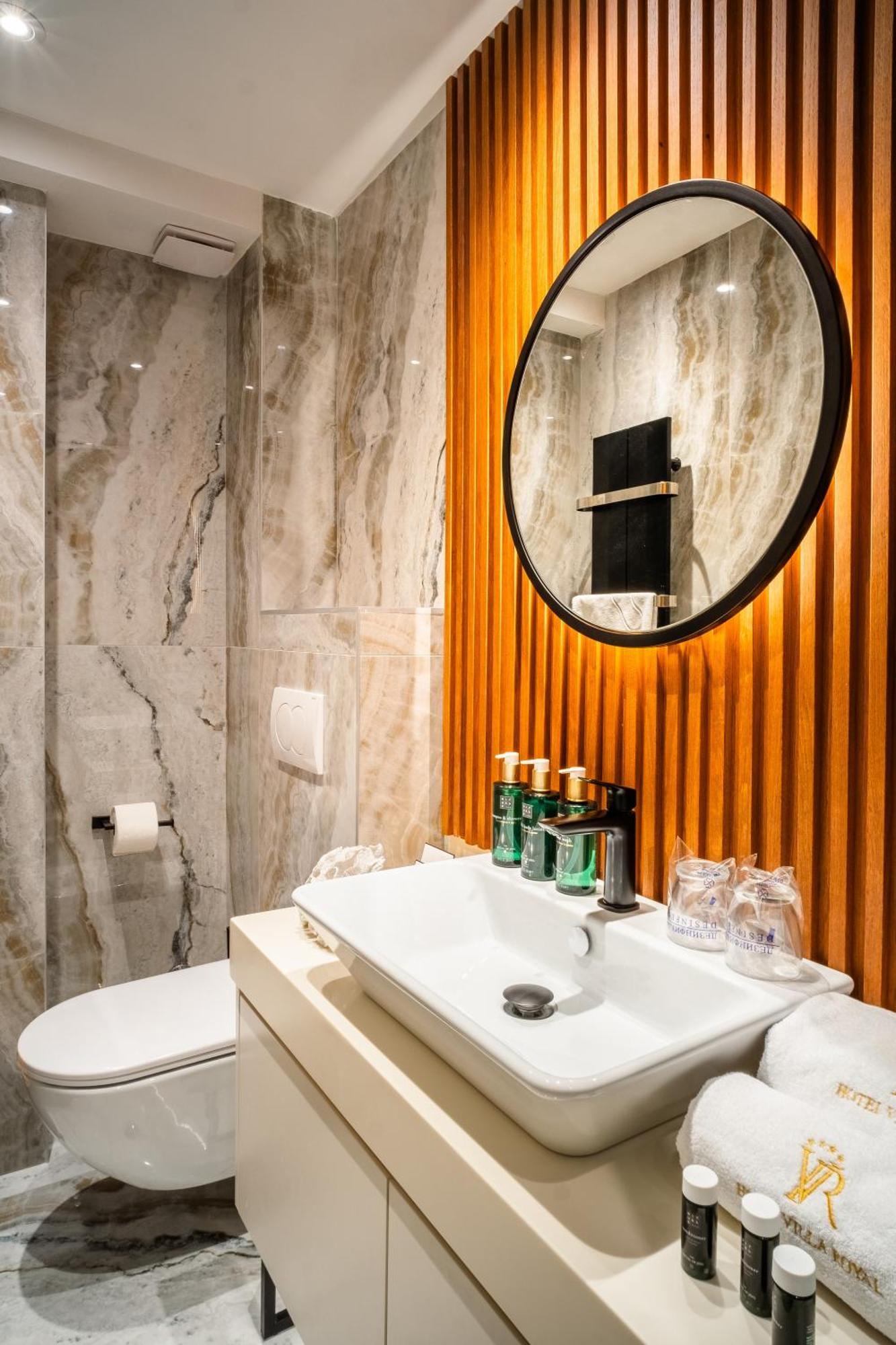 Boutique Hotel Villa Royal Tivat Extérieur photo
