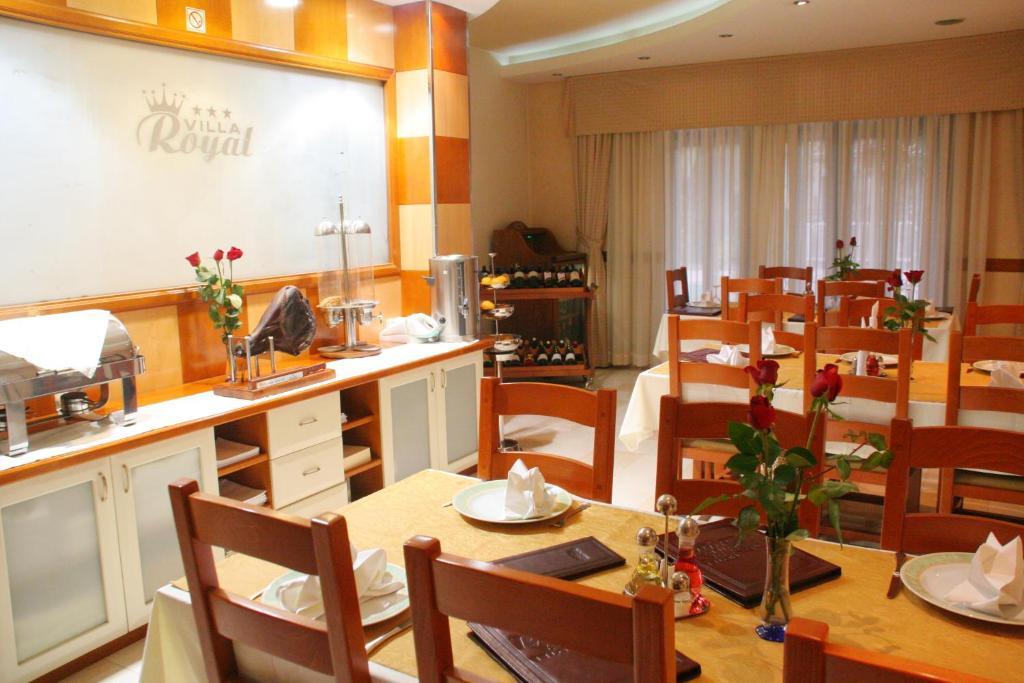Boutique Hotel Villa Royal Tivat Extérieur photo